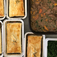 Load image into Gallery viewer, Dell Venison, Juniper & Gremolata Pie